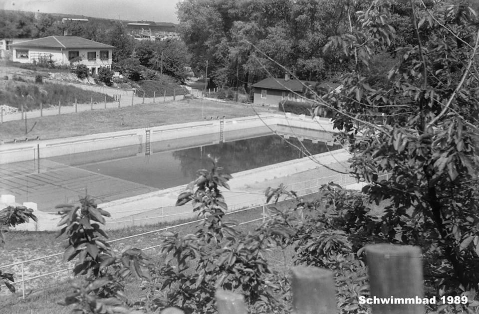Schwimmbadanlage 1989 
